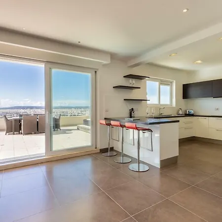 With View And Pool Sliema