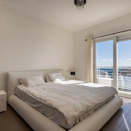 With View And Pool * Sliema