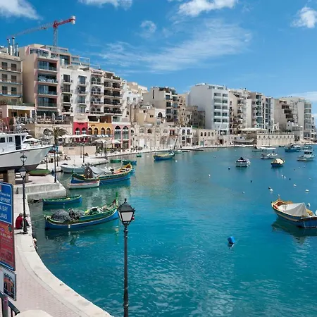 With View And Pool * Sliema